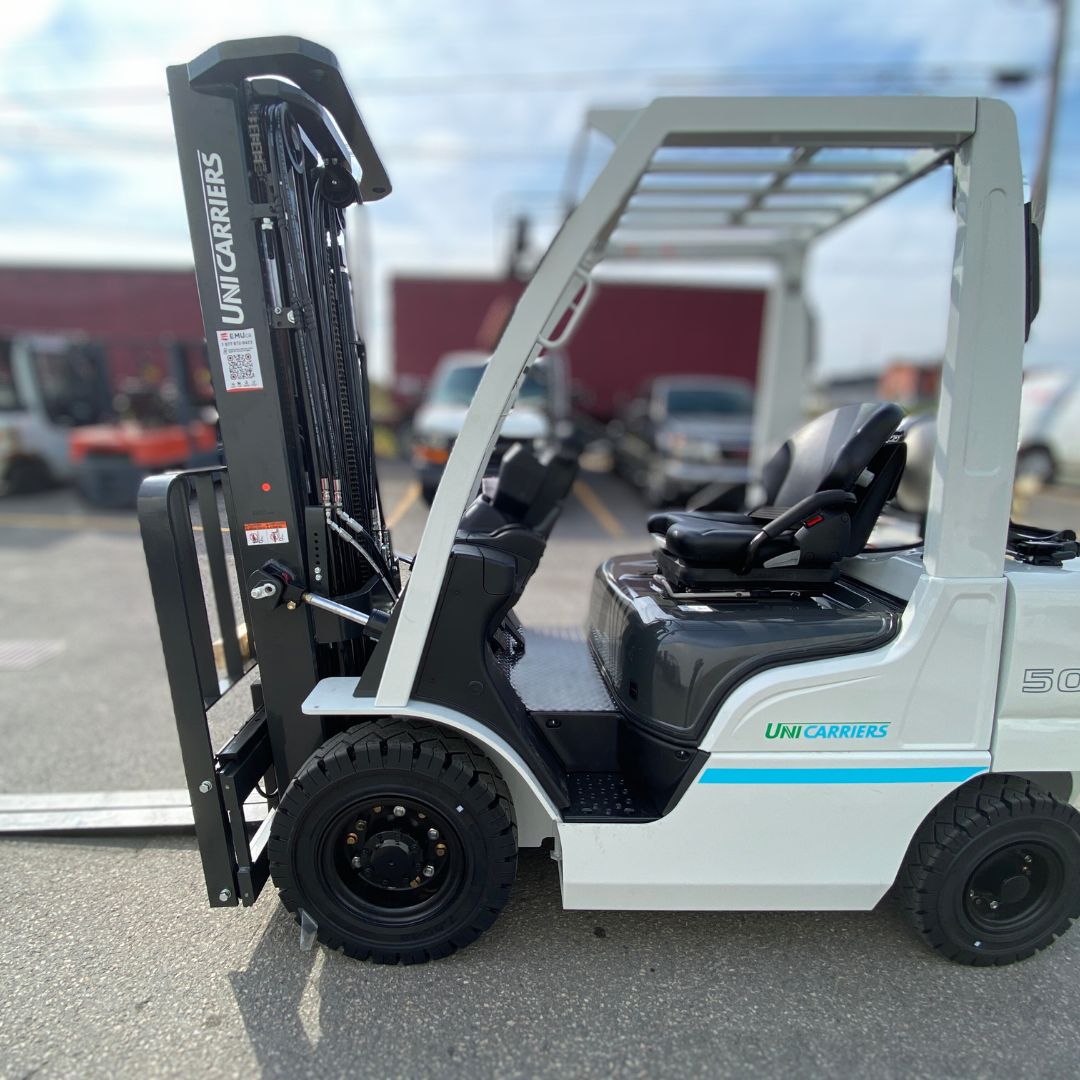 Chariot élévateur Unicarriers 5000lbs - PF50 (1)