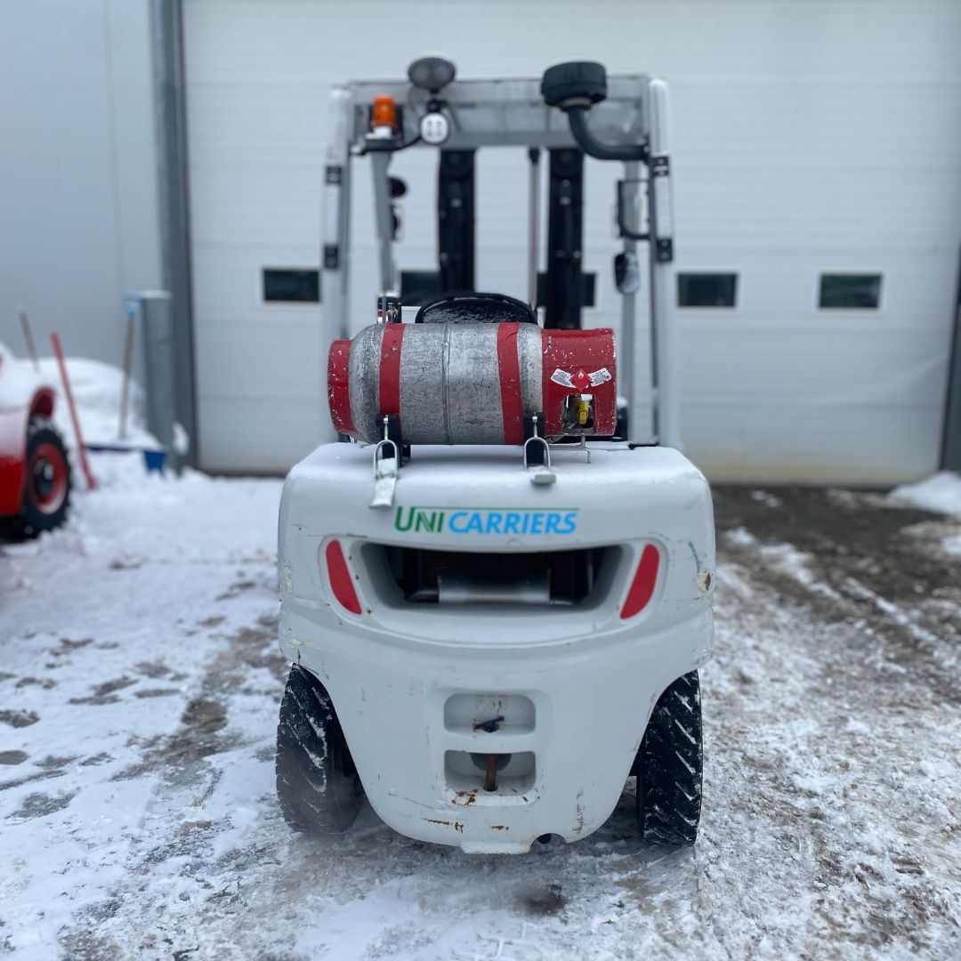 Chariot élévateur Unicarriers 6000lbs - PF60 (2)