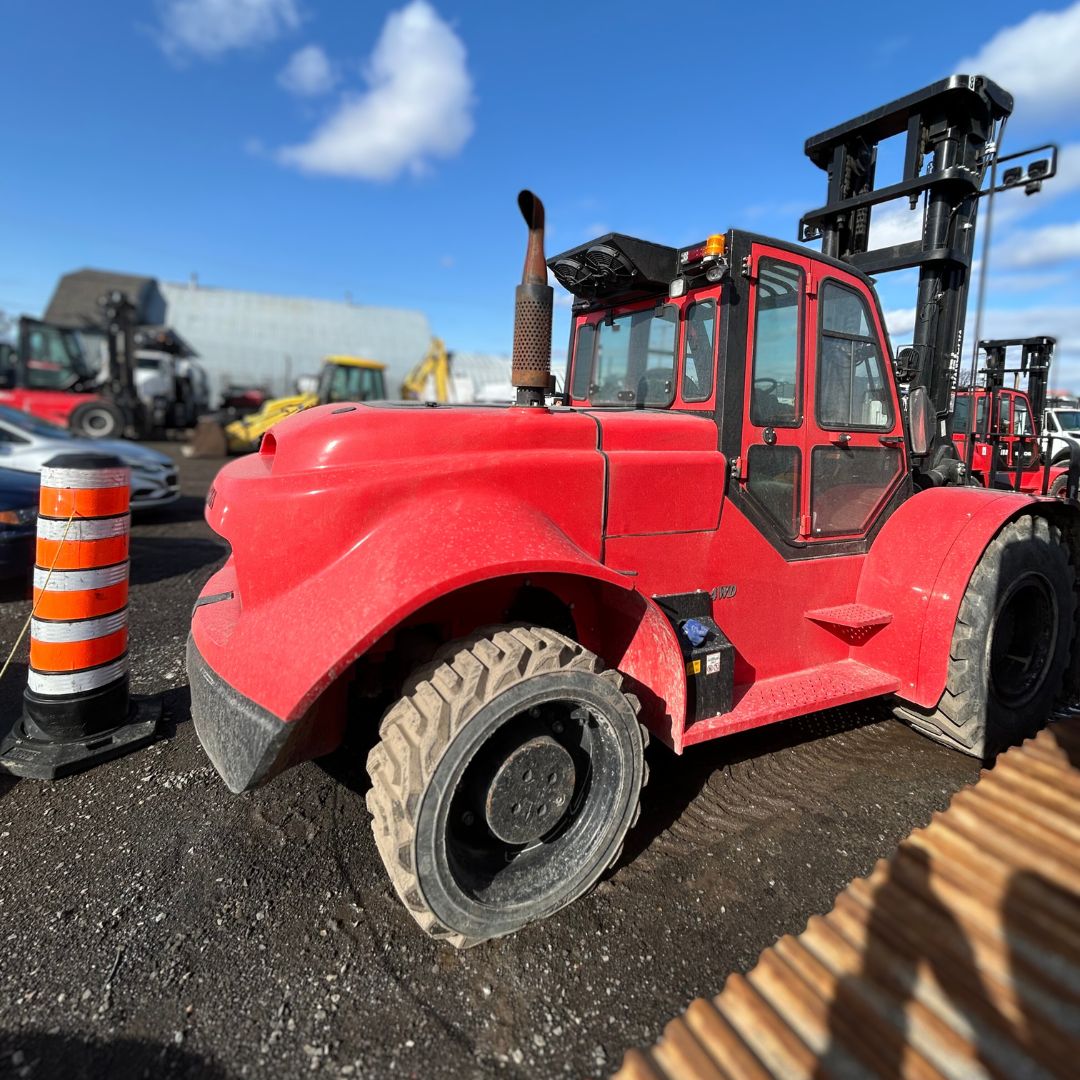 Chariot élévateur à combustion tout terrain - 22000 lb - CPCD100
