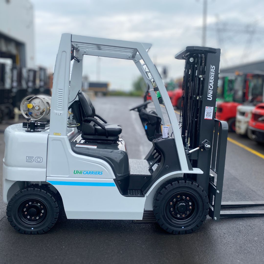 Chariot élévateur Unicarriers 5000lbs - PF50 (2)