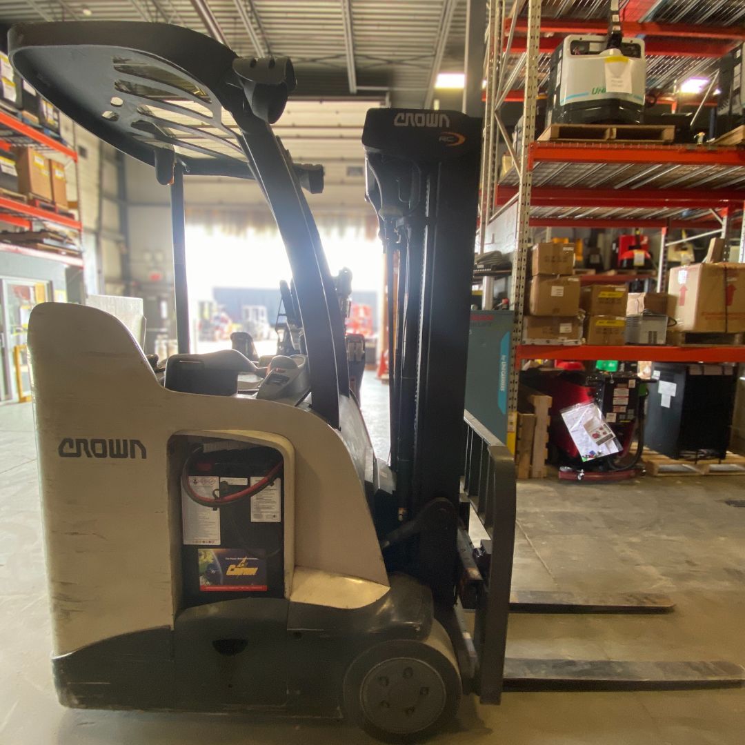 Chariot élévateur électrique Crown - 3000 lb - RC5515