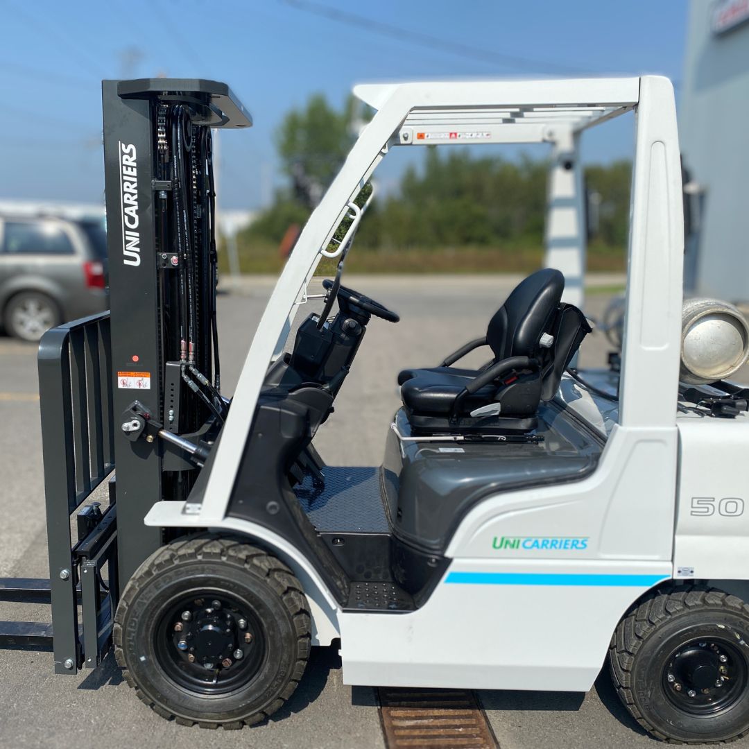 Chariot élévateur Unicarriers 5000lbs - PF50 (2)