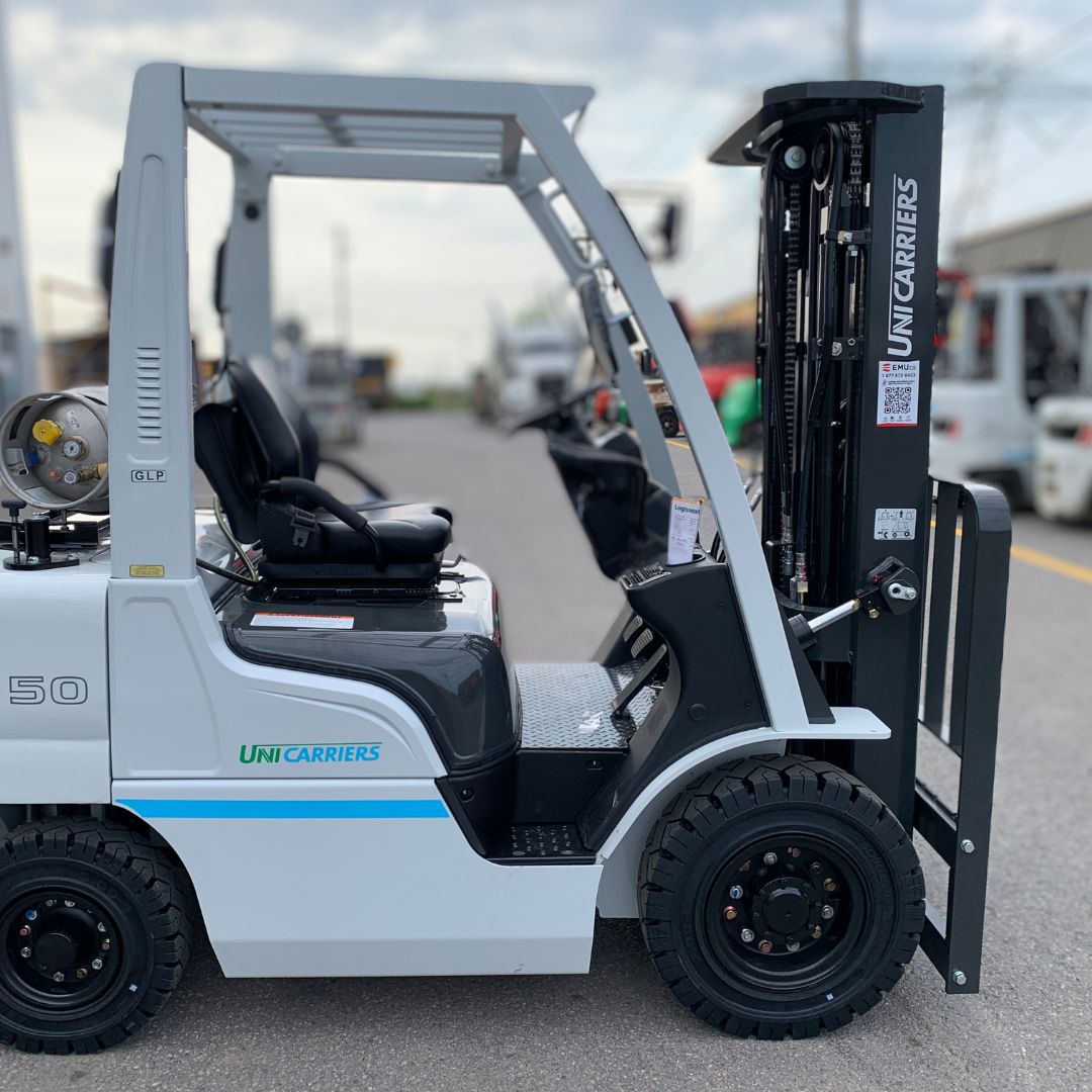 Chariot élévateur Unicarriers 5000lbs - PF50 (2)