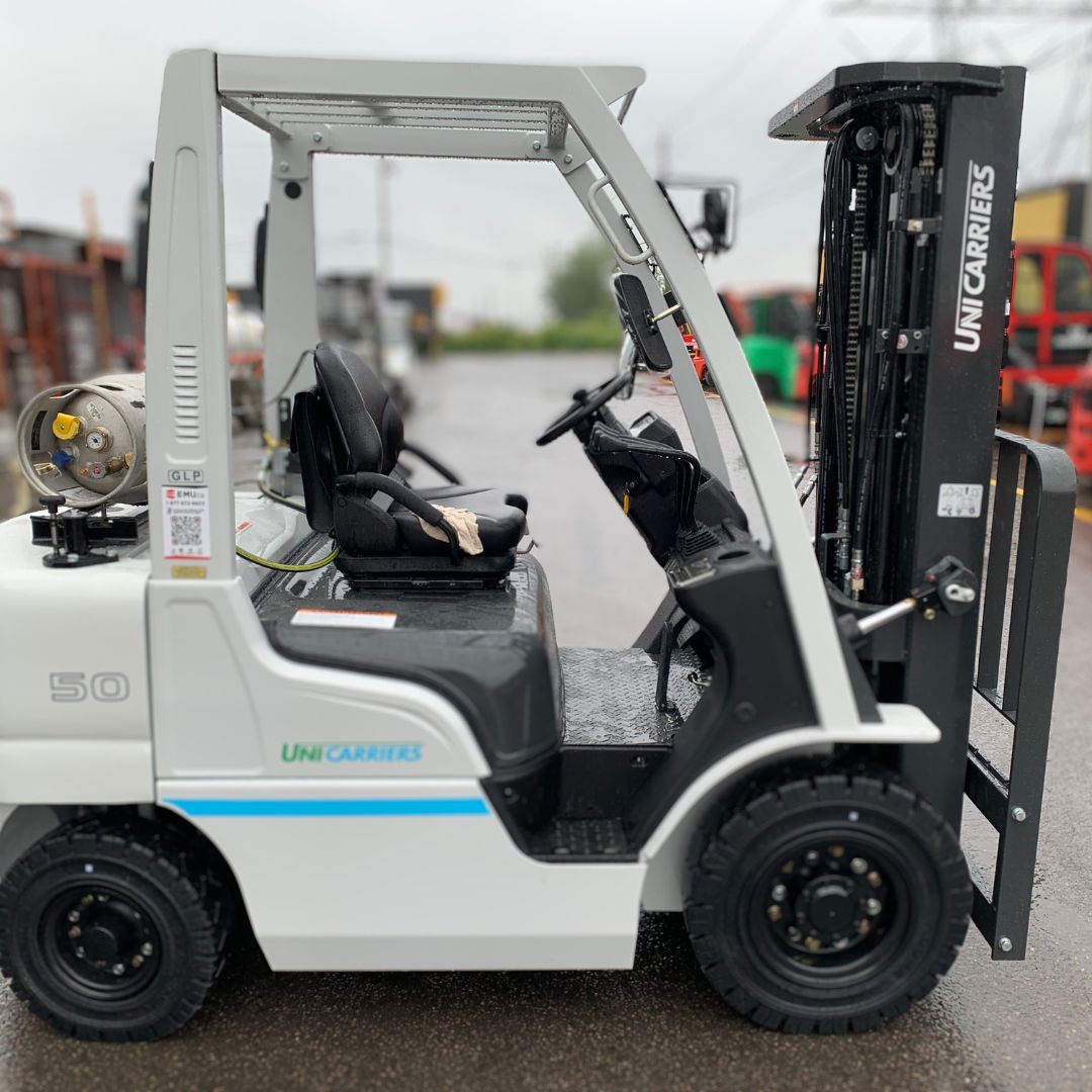 Chariot élévateur Unicarriers 5000lbs - PF50 (2)