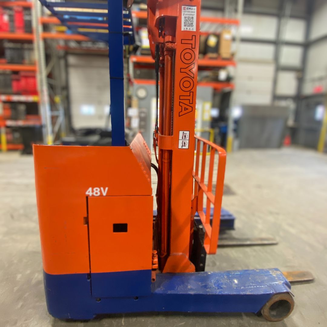 Chariot élévateur à allée étroite à pantographe simple - 3500 lb - 5FBR18