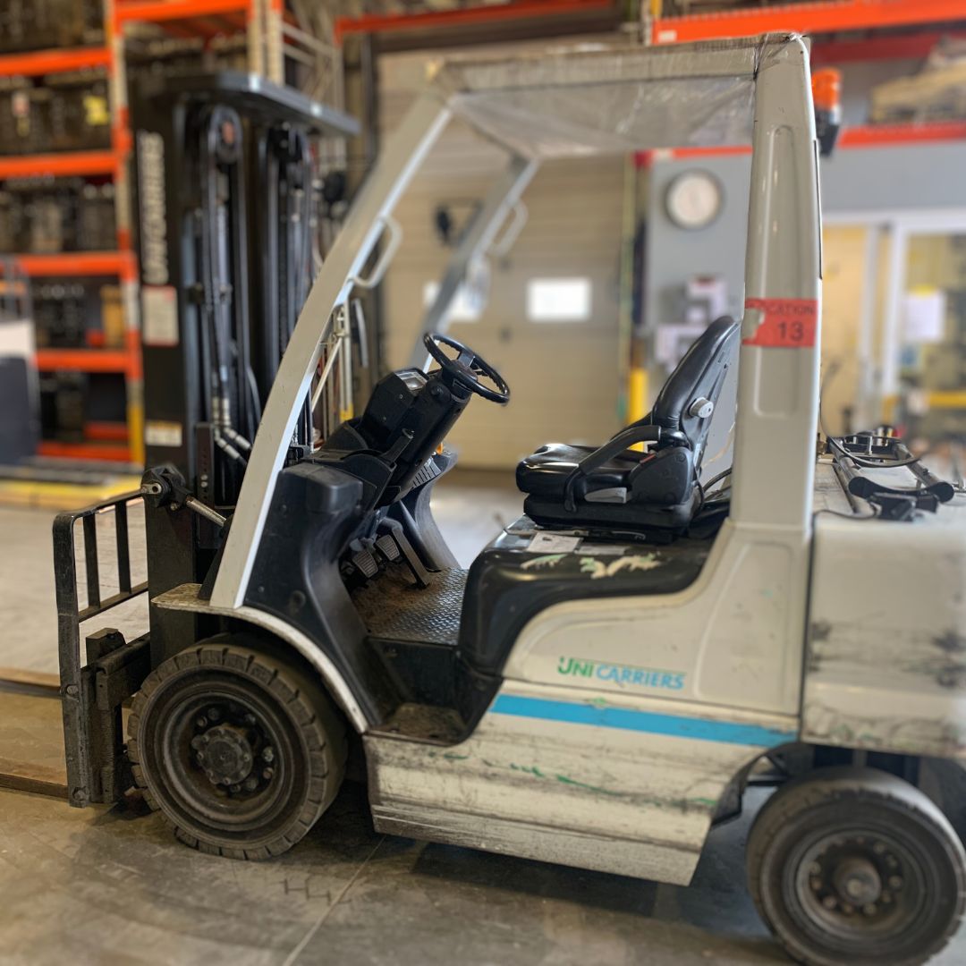 Chariot élévateur Unicarriers 5000lbs - PF50 (2)