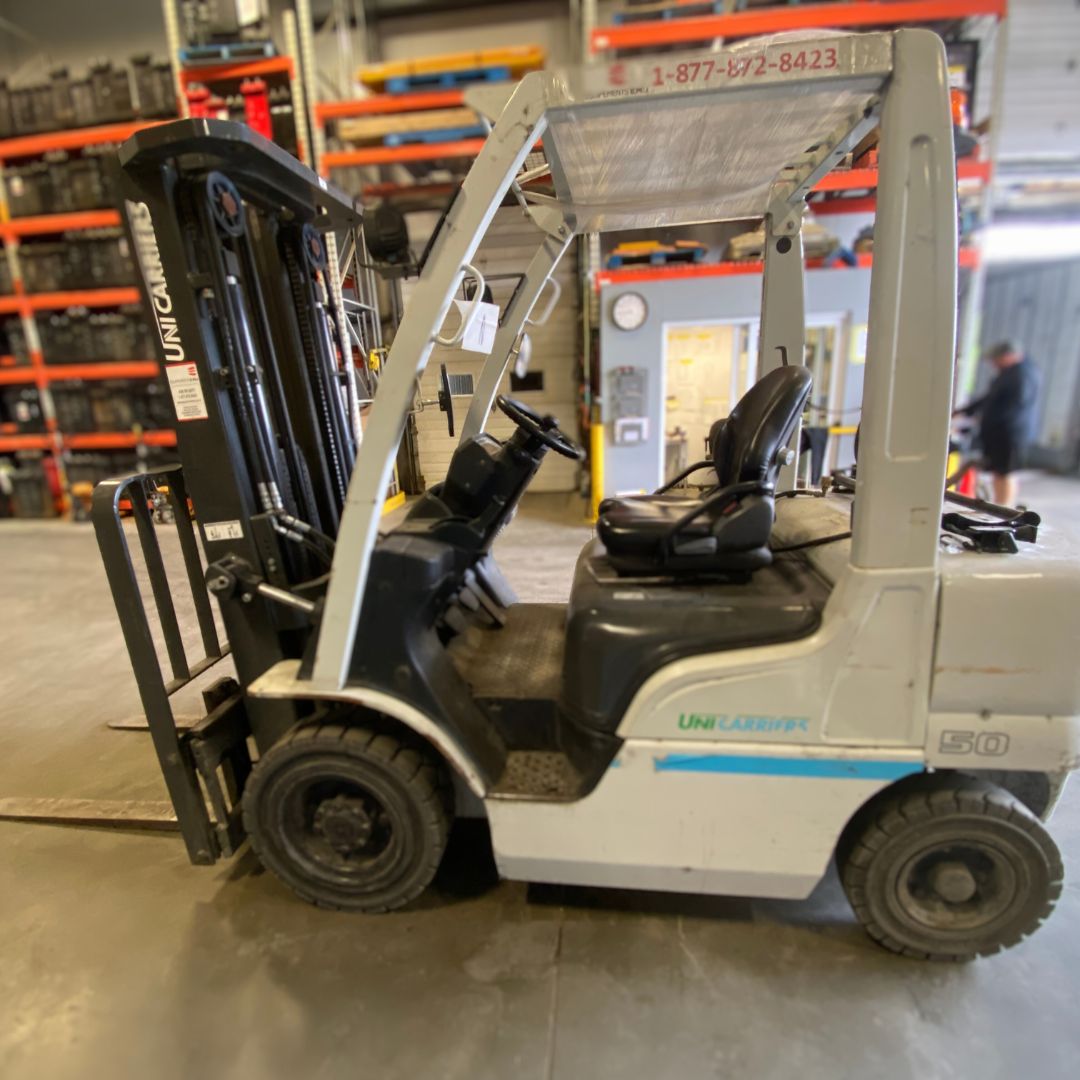 Chariot élévateur Unicarriers 5000lbs - PF50 (2)