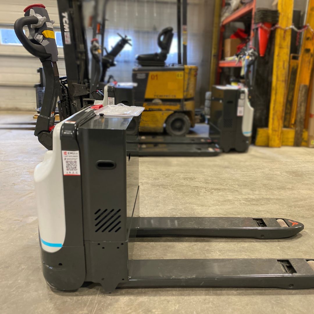 Transpalette à opérateur accompagnant - 4500 lb - WLX45S