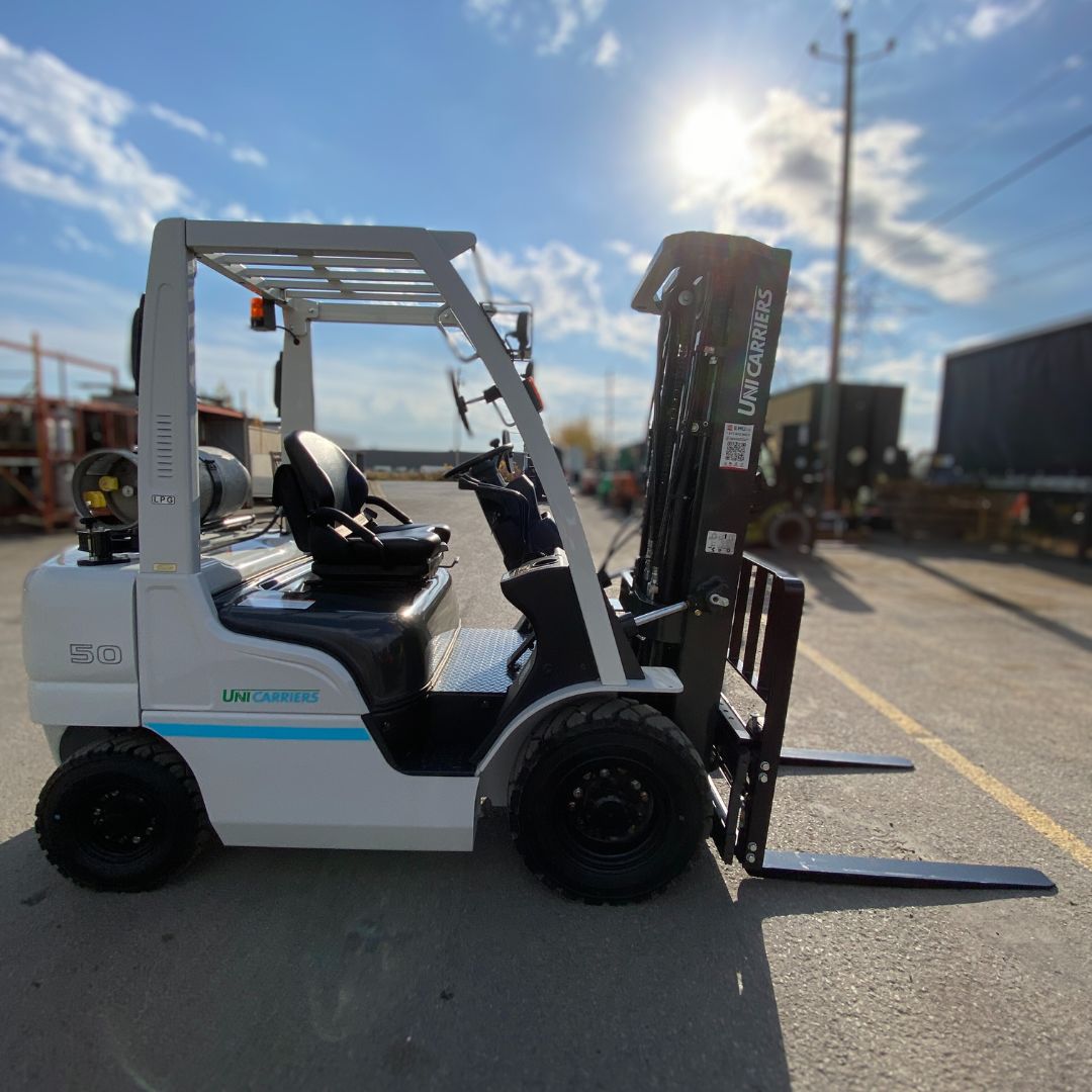 Chariot élévateur Unicarriers 5000lbs - PF50 (2)