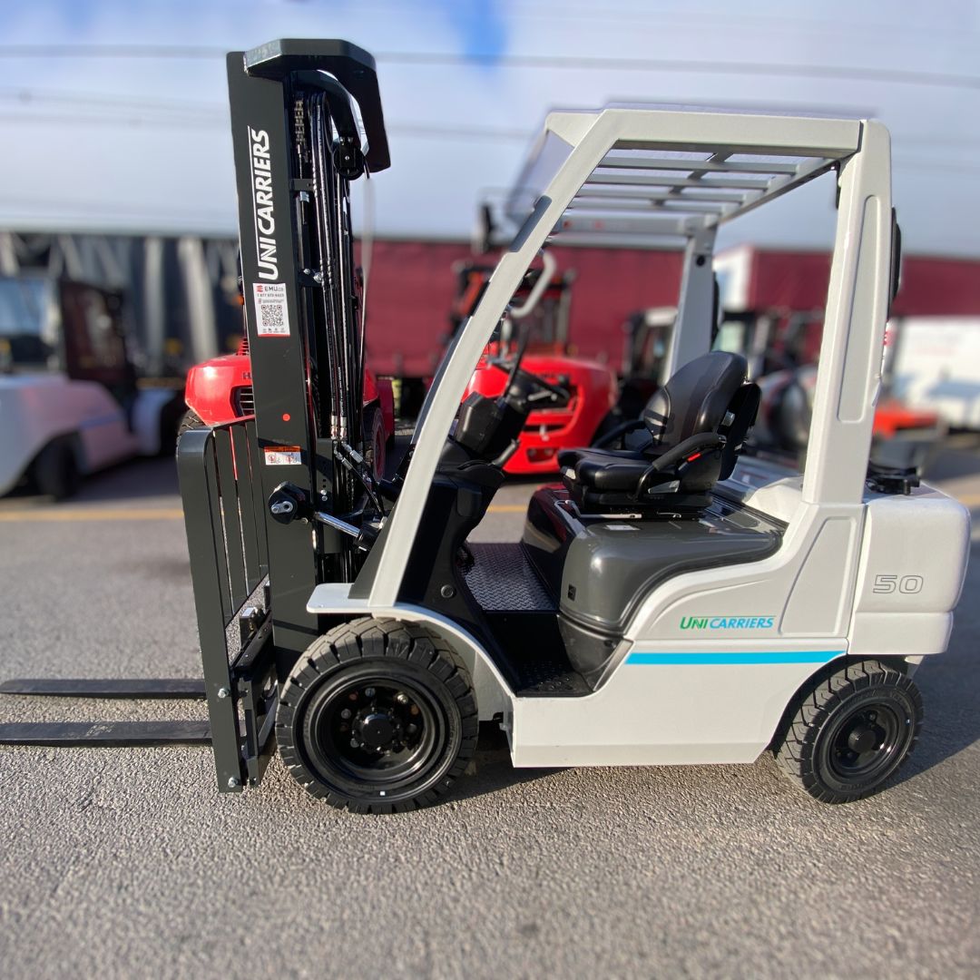 Chariot élévateur Unicarriers 5000lbs - PF50 (2)