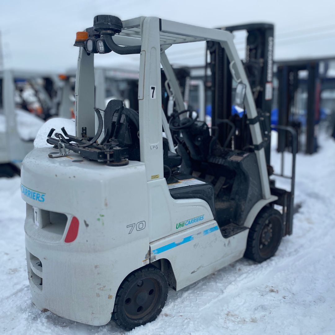 Chariot élévateur Unicarriers 7000lbs - CF70LP (2)