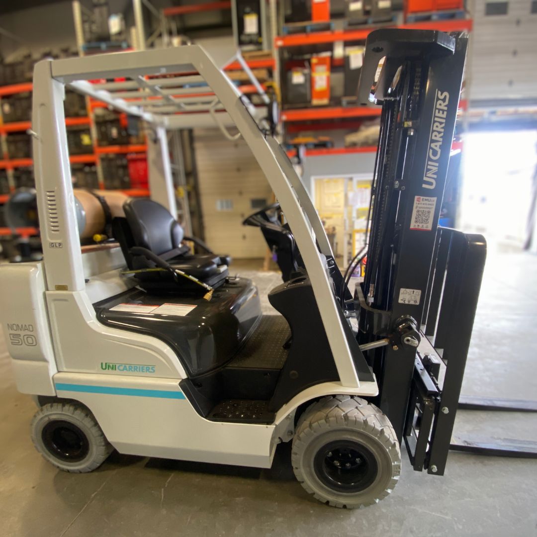 Chariot élévateur Unicarriers 5000lbs - AF50 (2)