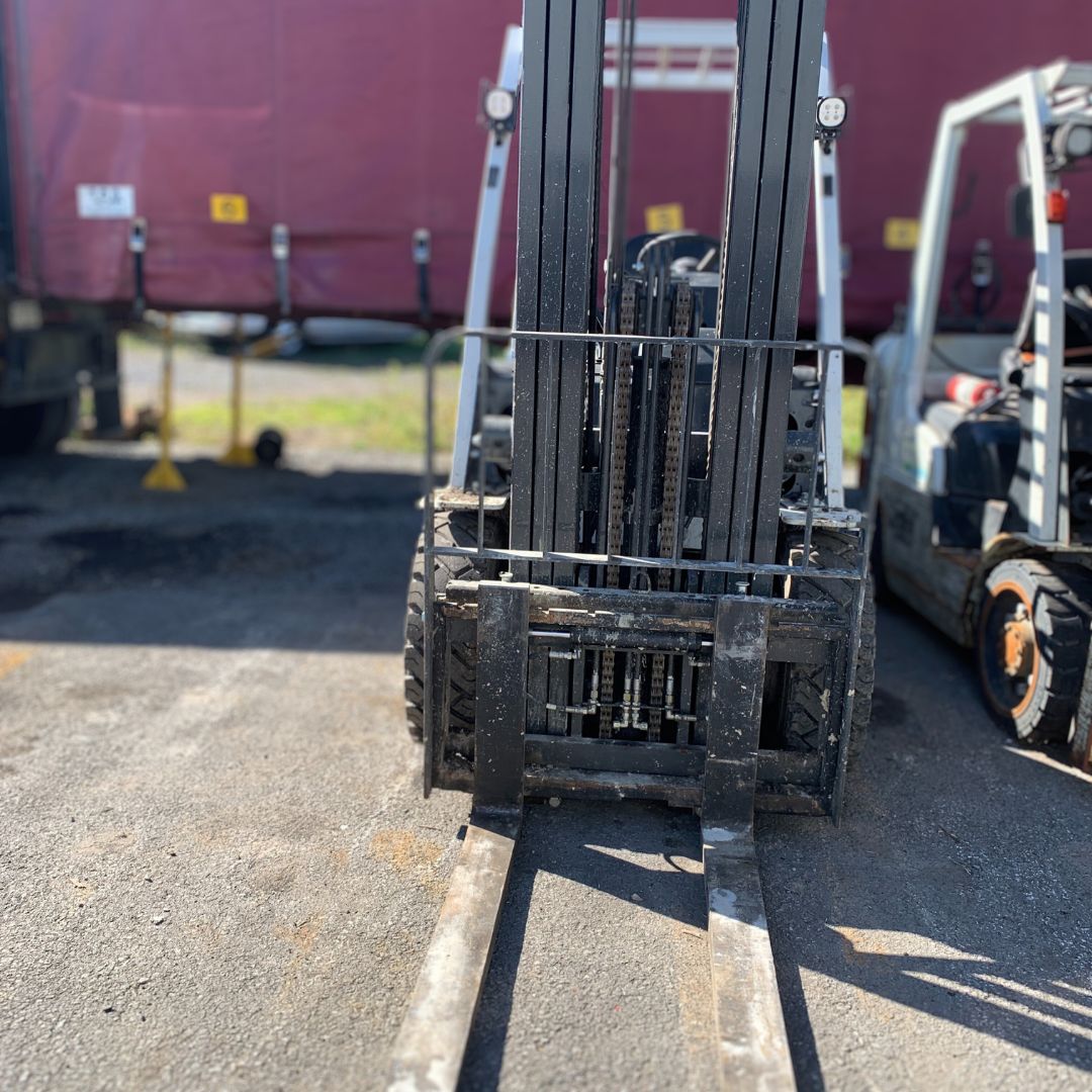 Chariot élévateur Unicarriers 6000lbs - PF60 (3)