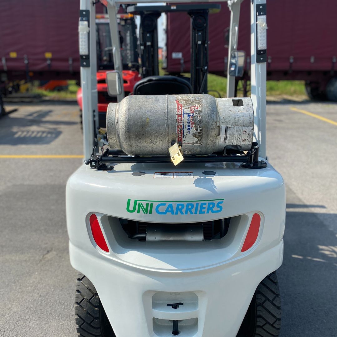 Chariot élévateur Unicarriers 5000lbs - PF50 (3)