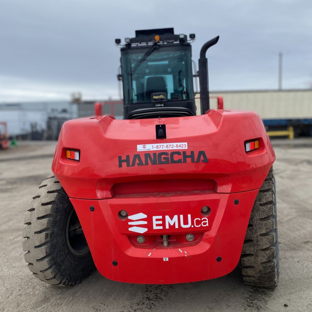 PROMO : Chariot élévateur à combustion avec pneus pneumatiques et tout terrain - 55000 lb - CPCD250