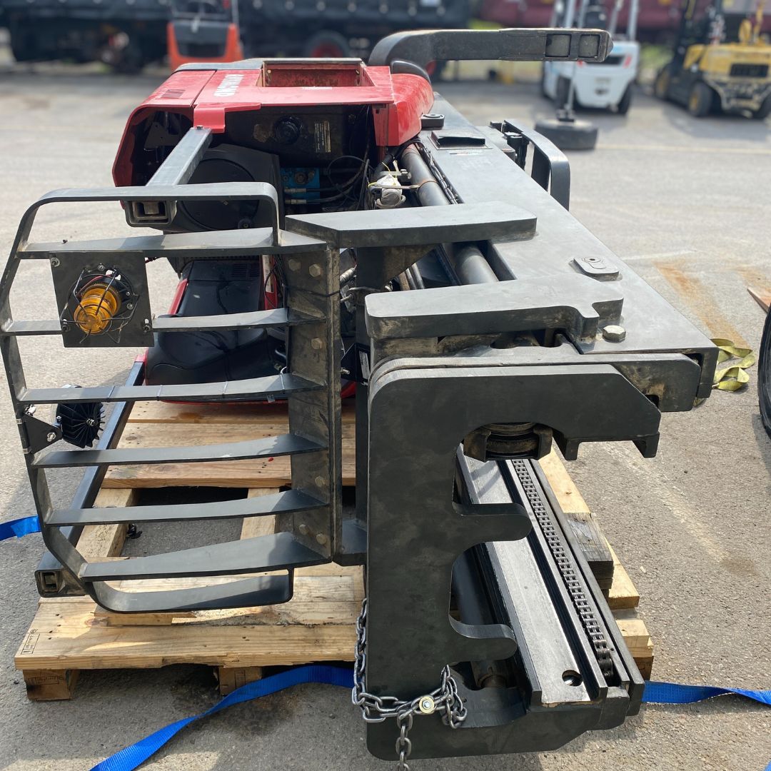 Chariot élévateurs à allée étroite Raymond - 3200 lb - 740-DR32TT