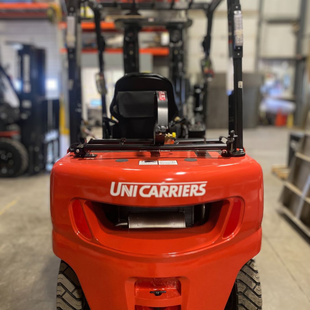 Chariot élévateur Unicarriers 5000lbs - PF50 (3)