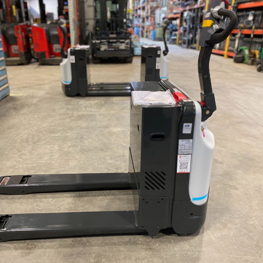 Transpalette à opérateur accompagnant - 4500 lb - WLX45S
