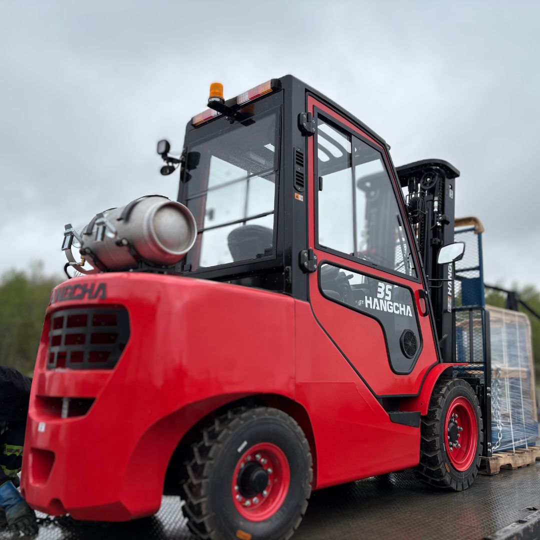Chariot élévateur à combustion interne avec pneus pneumatiques - 7000 lb - CPYD35