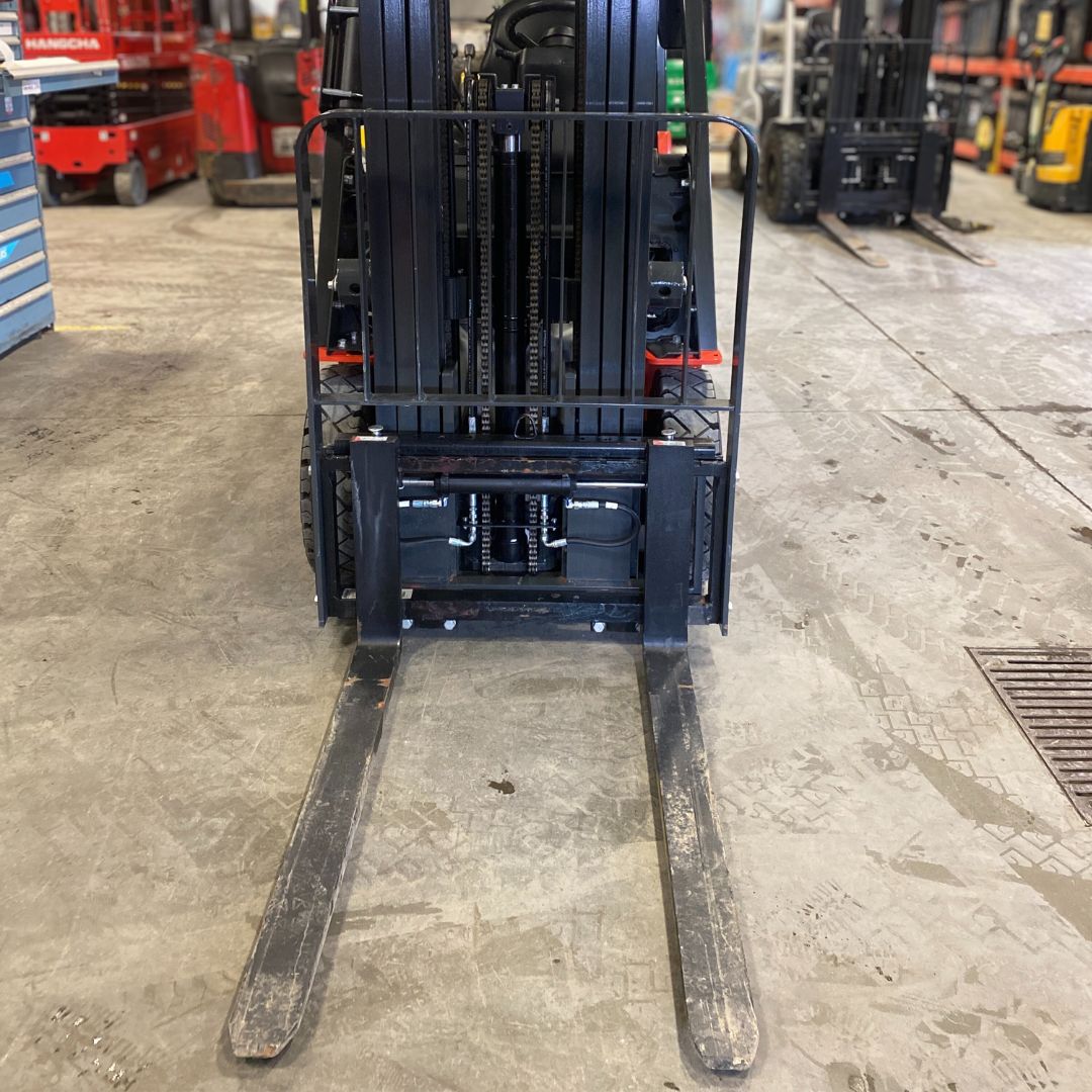 Chariot élévateur Unicarriers - 4000 lb - PFS40