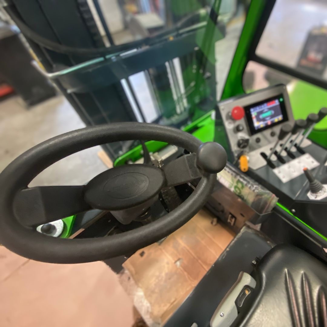 Multidirectional Forklift - 6000 lb - CB6000