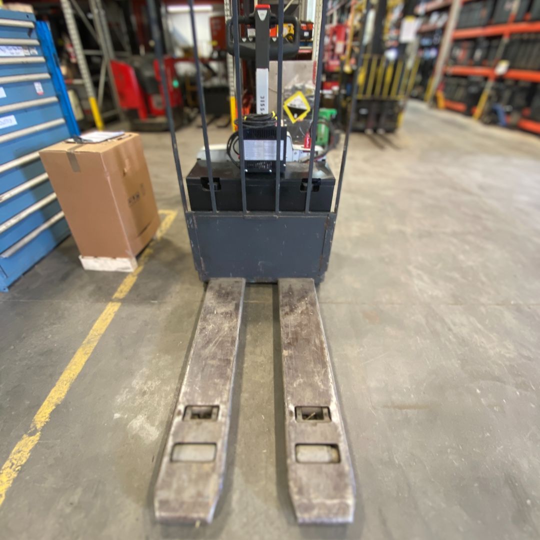 Transpalette Unicarriers 6000lbs - RPX60B (5)