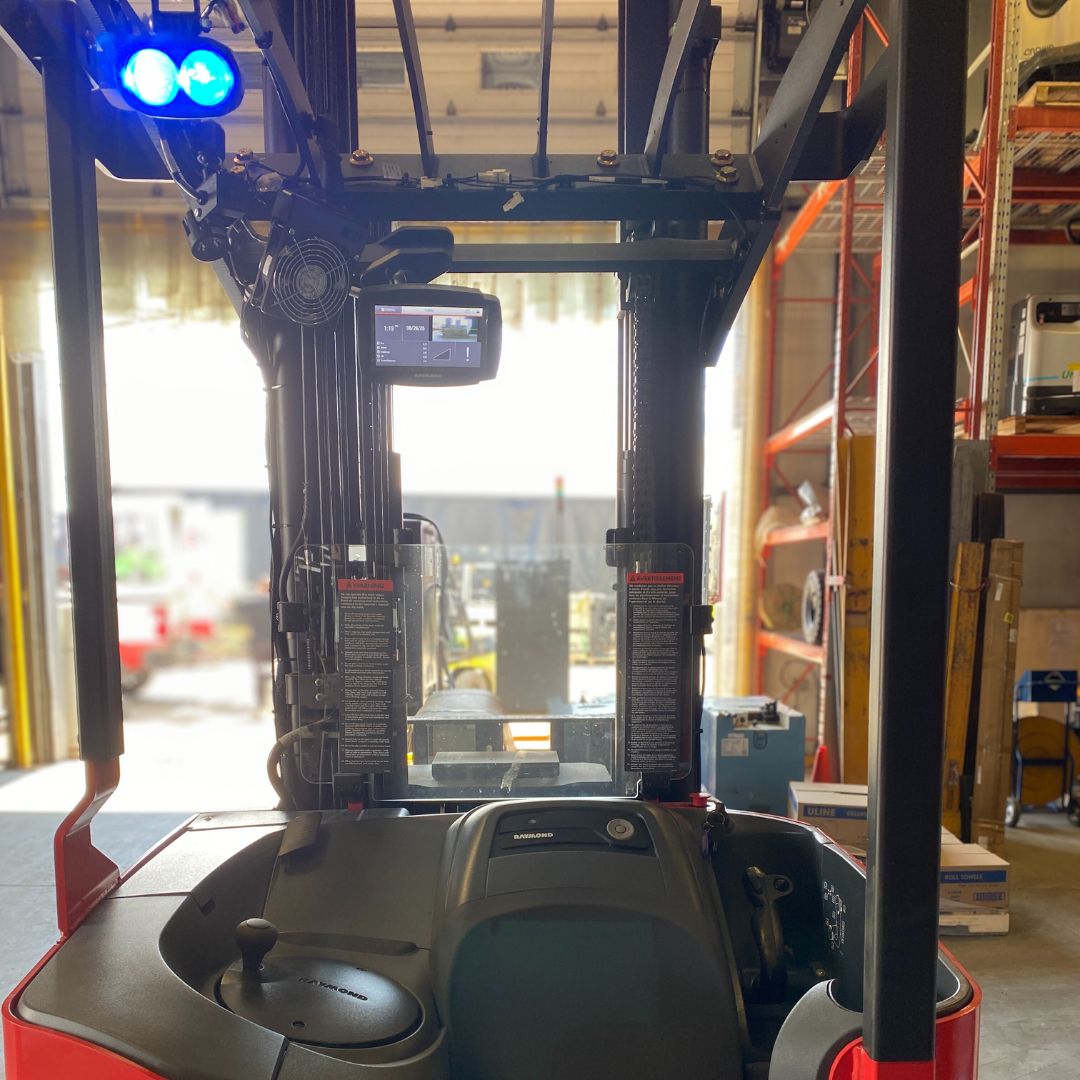 Chariot élévateurs à allée étroite Raymond - 4500 lb - 750-R45TT