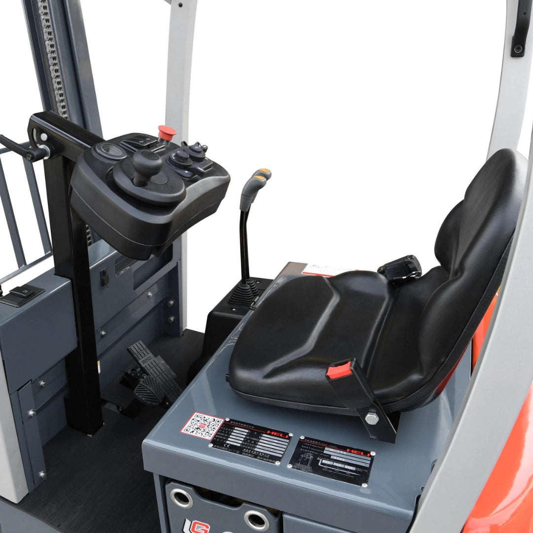 Chariot élévateur électrique à 3 roues à conducteur assis (Propulsion) - 1300 - 2000 lb- Série G.