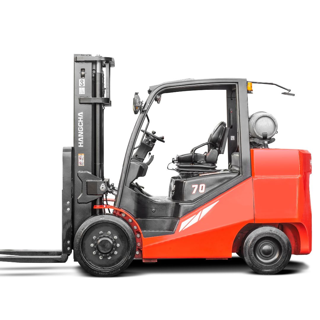 Chariot élévateur à pneus à coussin d'air IC – 13500-15500 lb –  Série XF.
