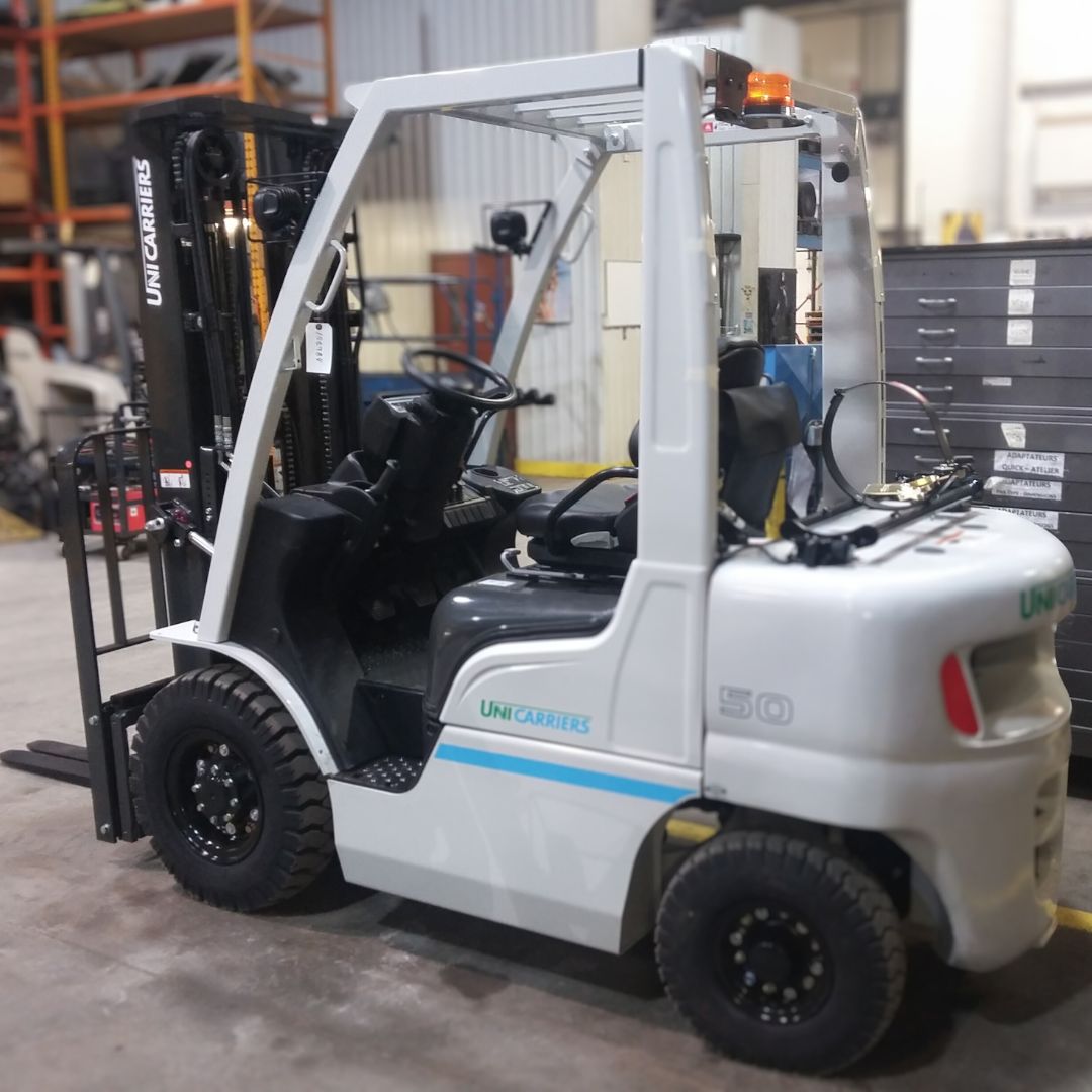 Chariot élévateur Unicarriers - 5000 lb - PF50